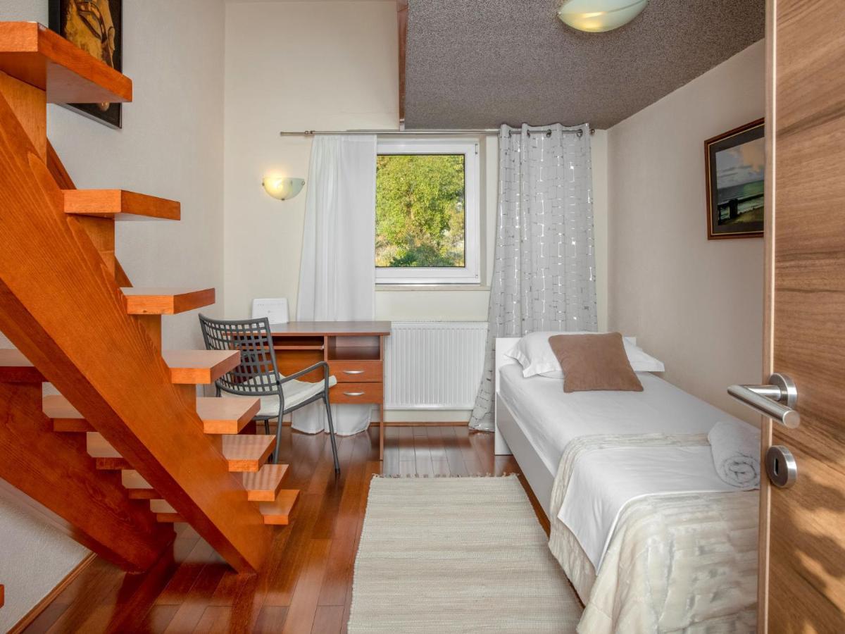 Holiday Home Senj Klaricevac Bagian luar foto